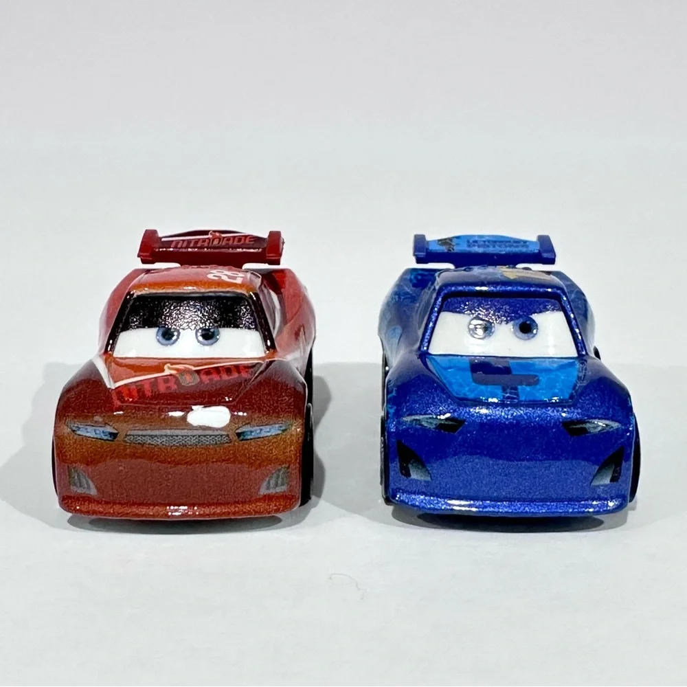 Disney Cars 3 Die-cast Mini Racers Next Gen Racers Set Carlow,Swervez,Laney